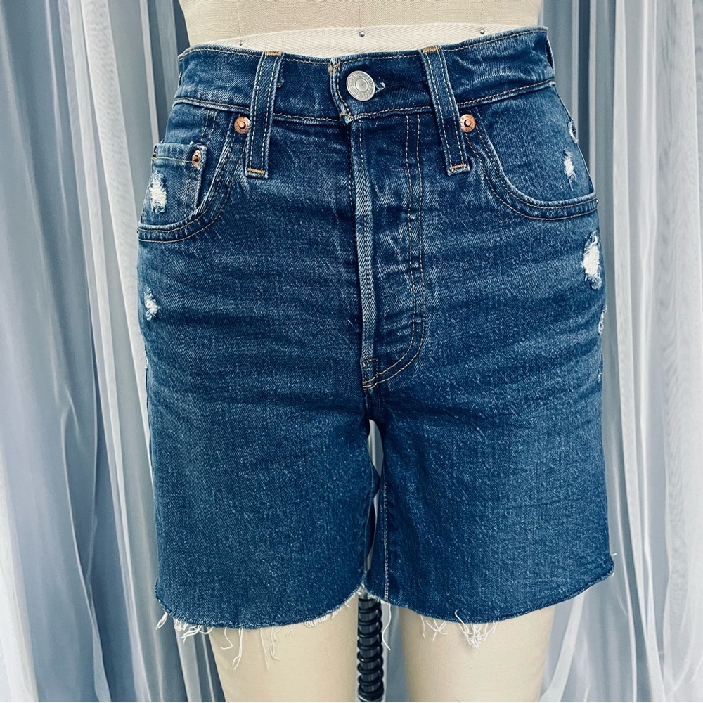 Levi’s Premium 501 High Waist Distressed Bermuda Shorts size 24